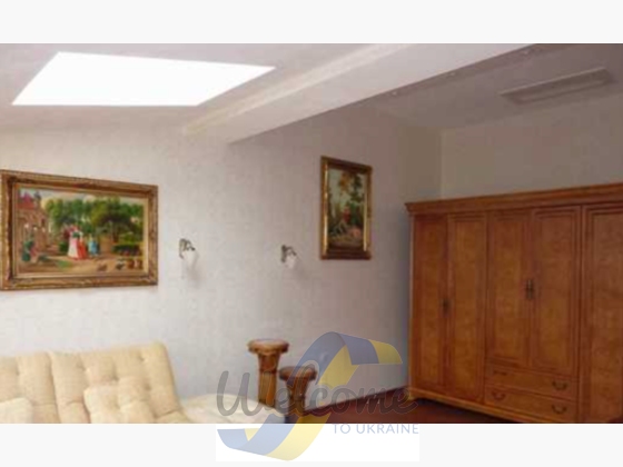 Apartment. Khreschatyk.